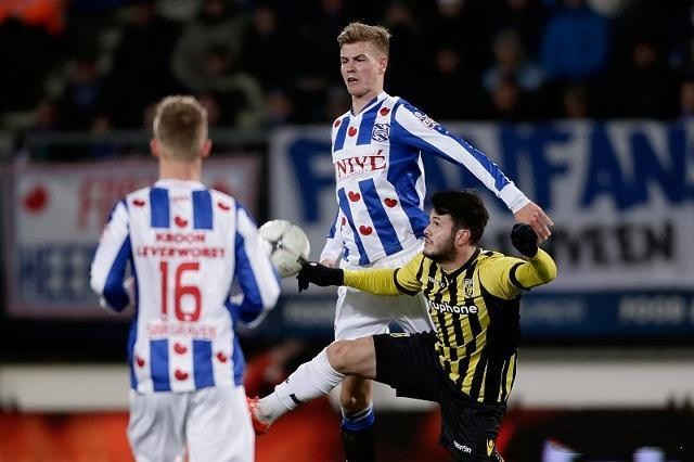 再以半步后 再以半步后